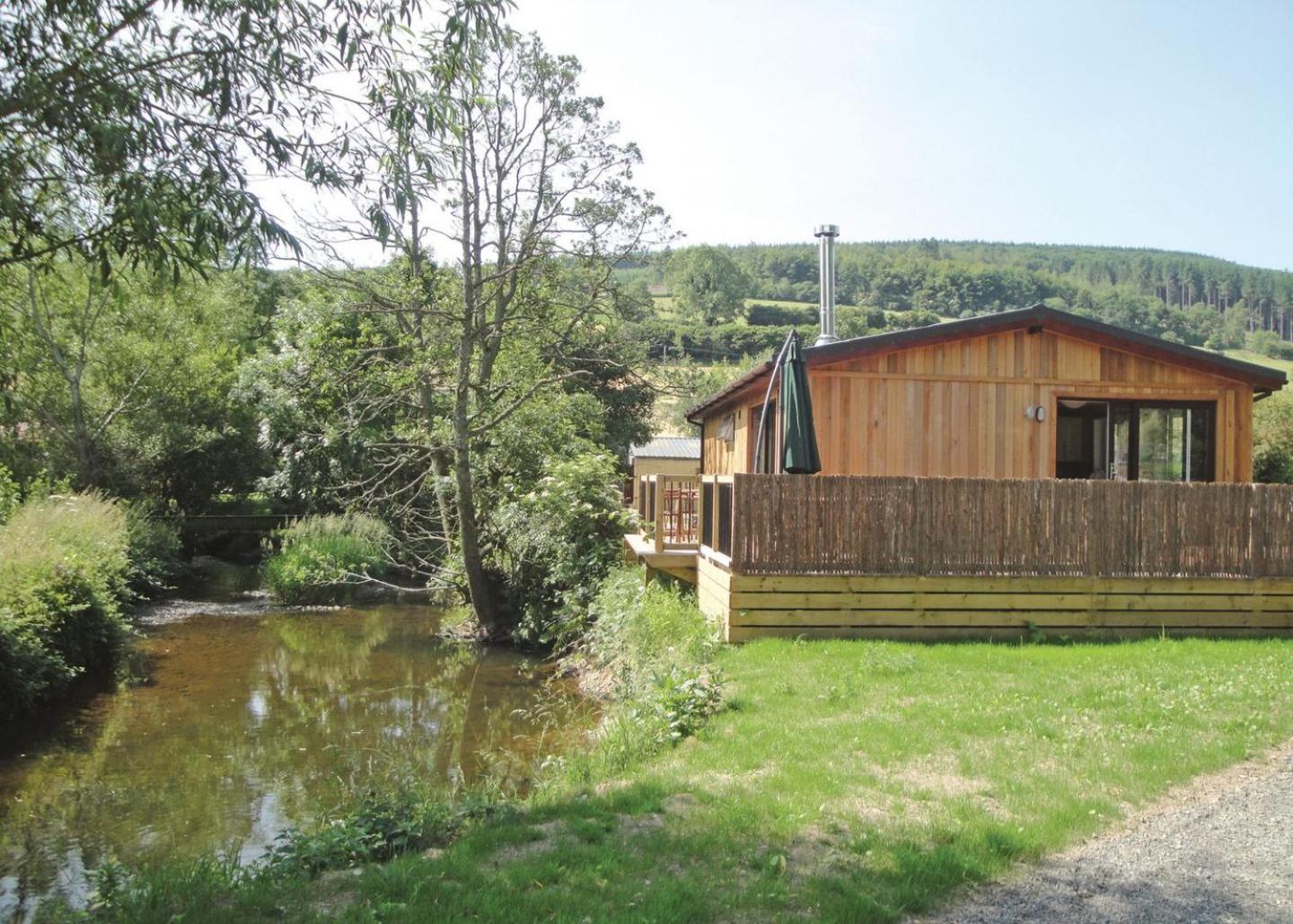 Clun Valley Lodges Clunton 외부 사진